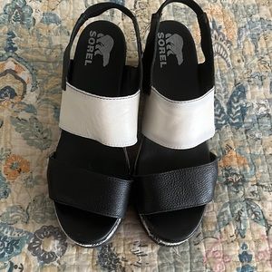 Sorel platform sandals sz 10